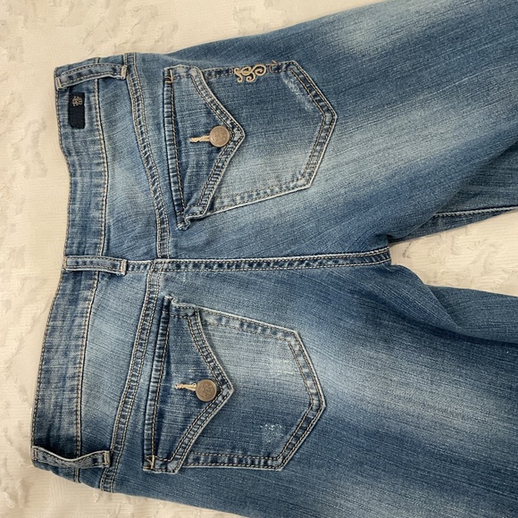 🔴JESSICA SIMPSON SUNSET BOOTLEG JEANS🔴 - Picture 2 of 10